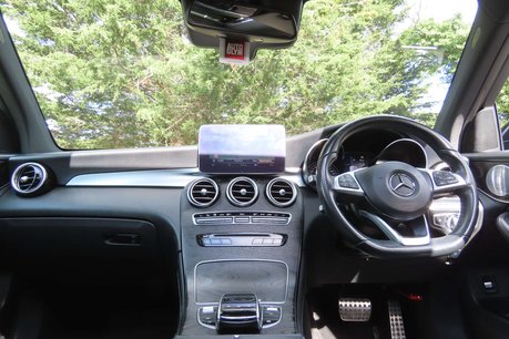 Mercedes-Benz GLC 3.0 GLC350d V6 AMG Line (Premium Plus) SUV 5dr Diesel G-Tronic+ 4MATIC Euro 7