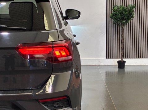 Volkswagen T-Roc 1.6 TDI R-Line Euro 6 (s/s) 5dr 50