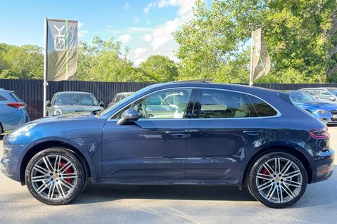 Porsche Macan TURBO PDK - HUGE SPEC - PAN ROOF - BOSE - CARPLAY 11