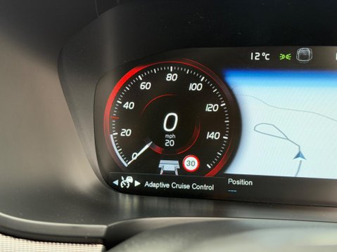 Volvo V90 2.0 D4 R-Design Auto Euro 6 (s/s) 5dr 89