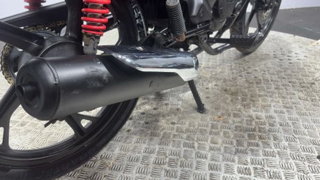 Honda CB 2021 17k NEW MOT GREAT CONDITION 125CC LEARNER BIKE CBF125 28