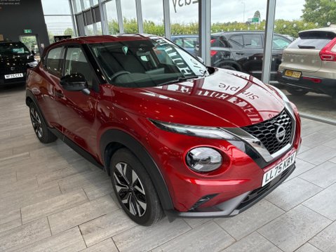 Nissan Juke 1.0 DIG-T Acenta Premium Euro 6 (s/s) 5dr 2