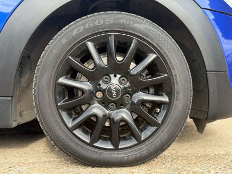 Mini Hatch 1.5 Cooper Classic 3dr 29