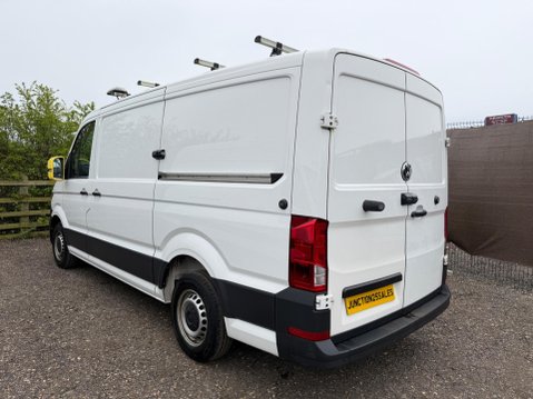 Volkswagen Crafter 2.0 TDI CR35 Trendline FWD MWB Euro 6 (s/s) 5dr 8