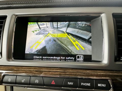 Jaguar XF 2.2d Luxury Sportbrake Auto Euro 5 (s/s) 5dr 32