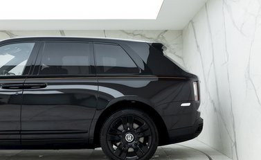 Rolls-Royce Cullinan 30