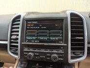 Porsche Cayenne 3.0 Cayenne V6 D Tiptronic S 4WD 5dr 60