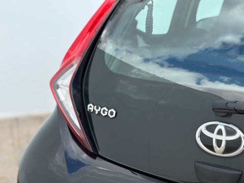 Toyota Aygo 1.0 Aygo X-Play TSS VVT-i 5dr 20