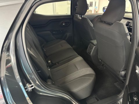 Suzuki e Vitara 61kWh Motion Auto 5dr 25