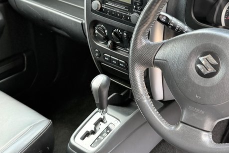 Suzuki Jimny SZ4 29