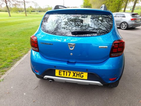Dacia Sandero Stepway 0.9 TCe Laureate Euro 6 (s/s) 5dr 12