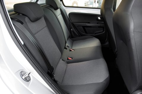 Volkswagen Up MOVE UP 29