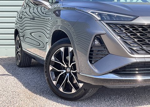 MG MGS9 1.5 T-GDI PREMIUM PHEV AWD 2