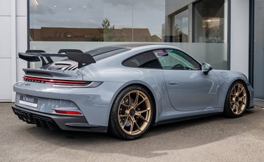 Porsche 911 GT3 (992) 4
