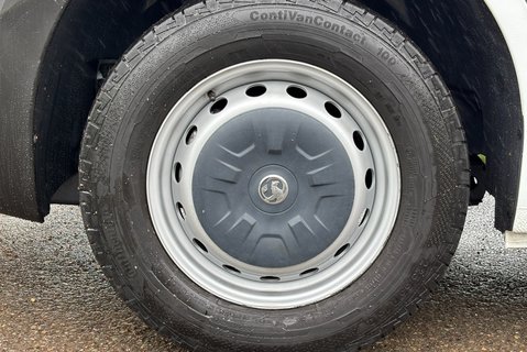 Vauxhall Movano F3500 L3 H1 125 ps Cdti Crew Cab Dropside with Tail Lift - Air Con 30