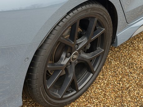 Audi A3 RS 3 TFSI QUATTRO CARBON BLACK 35