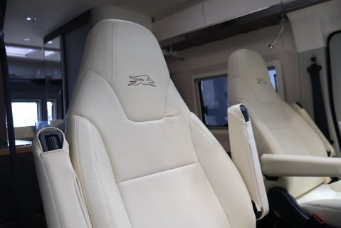Fiat Ducato Laika 646 ECOVIP 180 BHP Auto huge factory upgrades cost new £98K    12