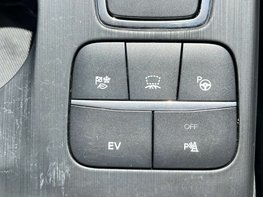Ford Kuga 2.5 Kuga Vignale PHEV CVT 5dr 71