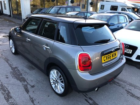 Mini Hatch COOPER 1.5 Chili Media XL 5 dr Manual 63000mls FSH 2 Owners £35 tax 17