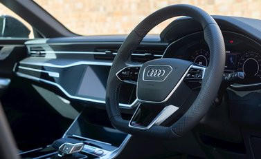 Audi RS6 Avant Vorsprung 11