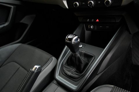 Audi A1 SPORTBACK TFSI S LINE 30