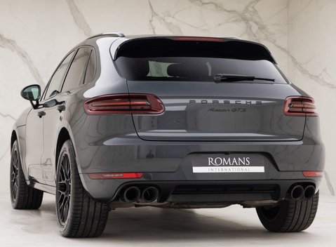 Porsche Macan GTS PDK 4