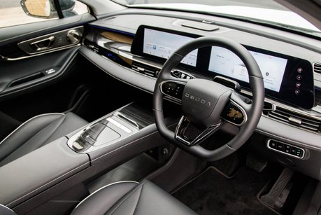 OMODA 5 NOBLE