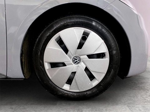 Volkswagen ID.3 Pro Performance 58kWh Family Hatchback 5dr Electric Auto (204 ps) Alloys - 10