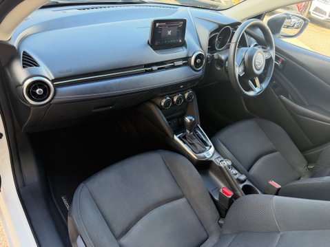 Mazda 2 SPORT NAV 8
