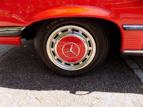 Mercedes-Benz R107 280 SL Sports 3