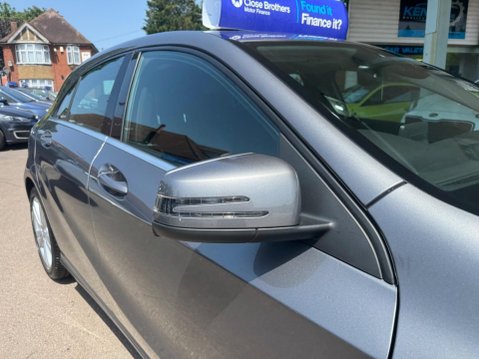 Mercedes-Benz A Class 1.5 A180d Sport (Premium) 7G-DCT Euro 6 (s/s) 5dr 13