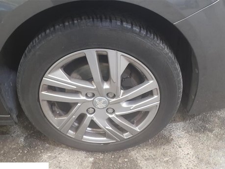 Peugeot 208 1.2 PureTech Active Hatchback 5dr Petrol Manual Euro 6 (s/s) (100 ps) 2
