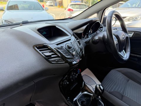 Ford Fiesta 1.25 Zetec Euro 5 3dr 21