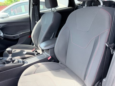 Ford Focus 1.0 ST-LINE NAVIGATION 11