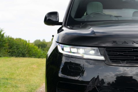 Land Rover Range Rover Sport P550e Autobiography 22