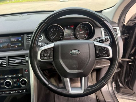 Land Rover Discovery Sport 2.0 Discovery Sport SE Tech TD4 4WD 5dr 32