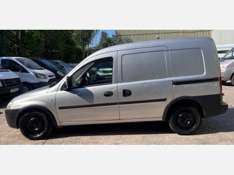 Vauxhall Combo 1.3 CDTi 1700 16v Panel Van 3dr Diesel Manual (134 g/km, 69 bhp) 15