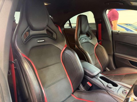 Mercedes-Benz CLA Class 2.0 CLA45 AMG Coupe 4dr Petrol SpdS DCT 4MATIC Euro 6 (s/s) (381 ps) 29