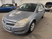 Vauxhall Astra 1.8i 16v Life 5dr 3