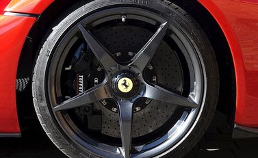 Ferrari LaFerrari 28