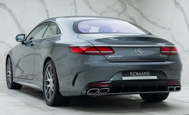 Mercedes-Benz S Class AMG S 63 Coupe 10