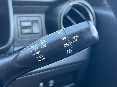 Suzuki Ignis SZ3 DUALJET MHEV 33