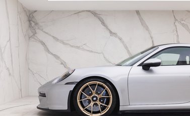Porsche 911 (992) GT3 Touring 22
