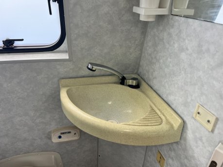 Adria Twin 2 Berth Fixed Bed Camper Van Fiat Ducato 2.8JTD Chassis 16