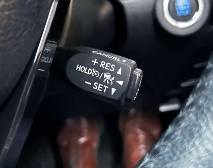 Toyota Hilux 2.8 HI-Luxury Invincible X D-4D 4WD Double Cab Auto 4WD 5dr 52