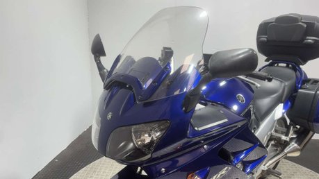 Yamaha FJR1300 2005 49K FULL LUGGAGE NEW MOT NEW TYRES SERVICED 60