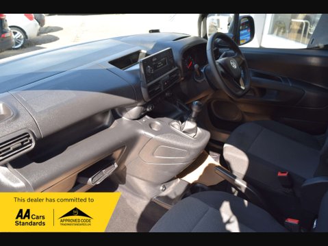 Vauxhall Combo 1.6 Combo 2300 Edition S/S L2H1 25