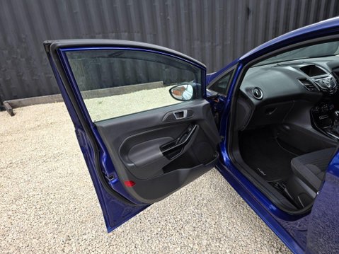 Ford Fiesta 1.0T EcoBoost Zetec Euro 5 (s/s) 5dr 14