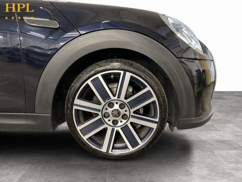 Mini Hatch 1.5 Cooper Exclusive Hatchback 3dr Petrol Steptronic Euro 6 (s/s) (136 ps) 10