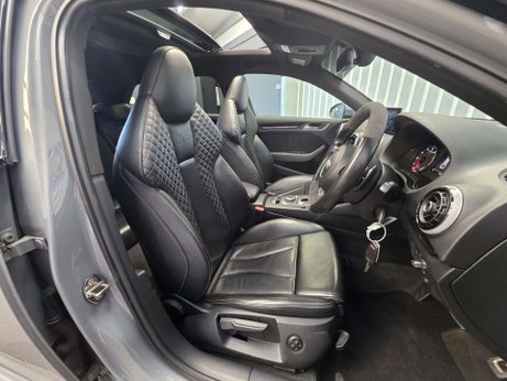 Audi RS3 2.5 TFSI Sportback 5dr Petrol S Tronic quattro Euro 6 (s/s) (Nav) (367 ps) 3